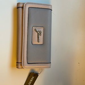 Guess Wallet